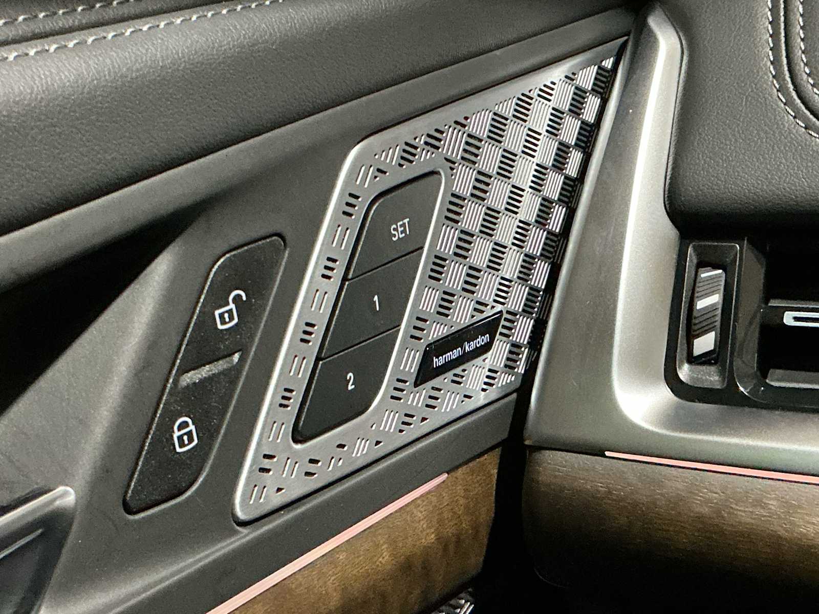 Thumbnail: 2025 BMW X1 - 31