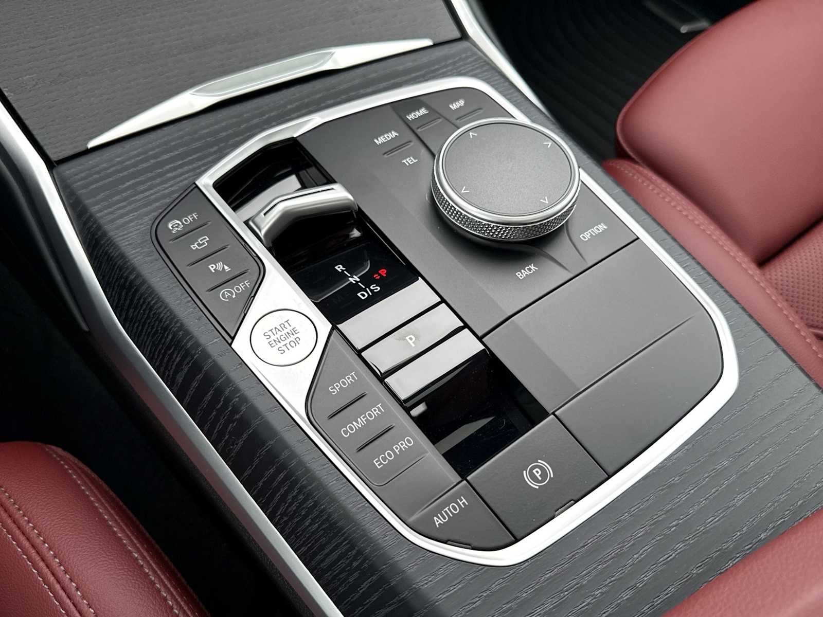 Thumbnail: 2025 BMW 3 Series - 35