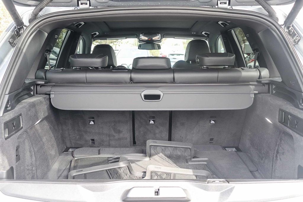 2025 BMW X5 40i - Photo 27