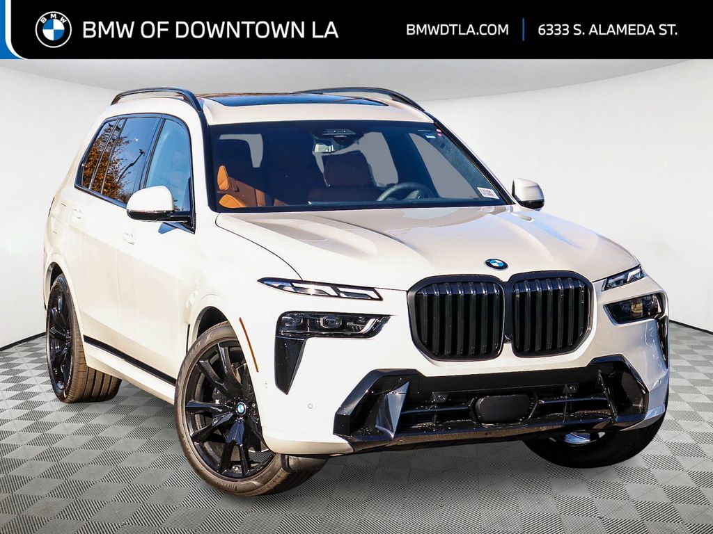2026 BMW X7 40i's photo
