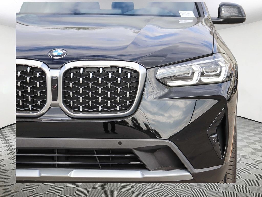 New 2025 BMW X4 xDrive30i SUV
