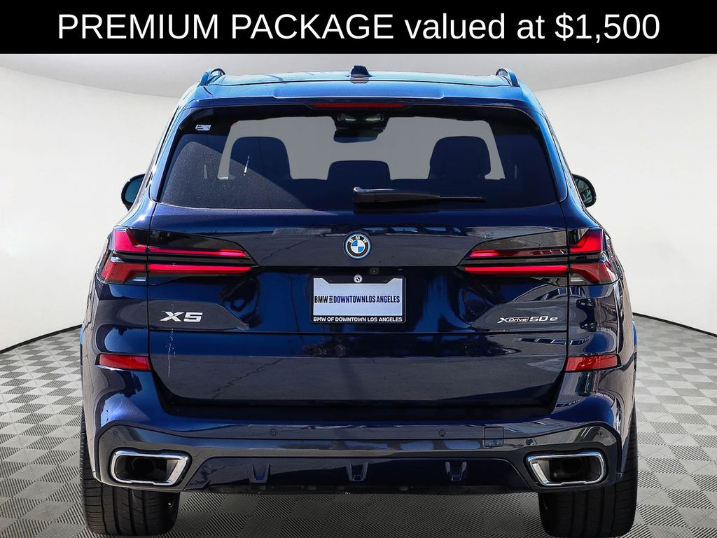 2026 BMW X5 xDrive50e photo 4