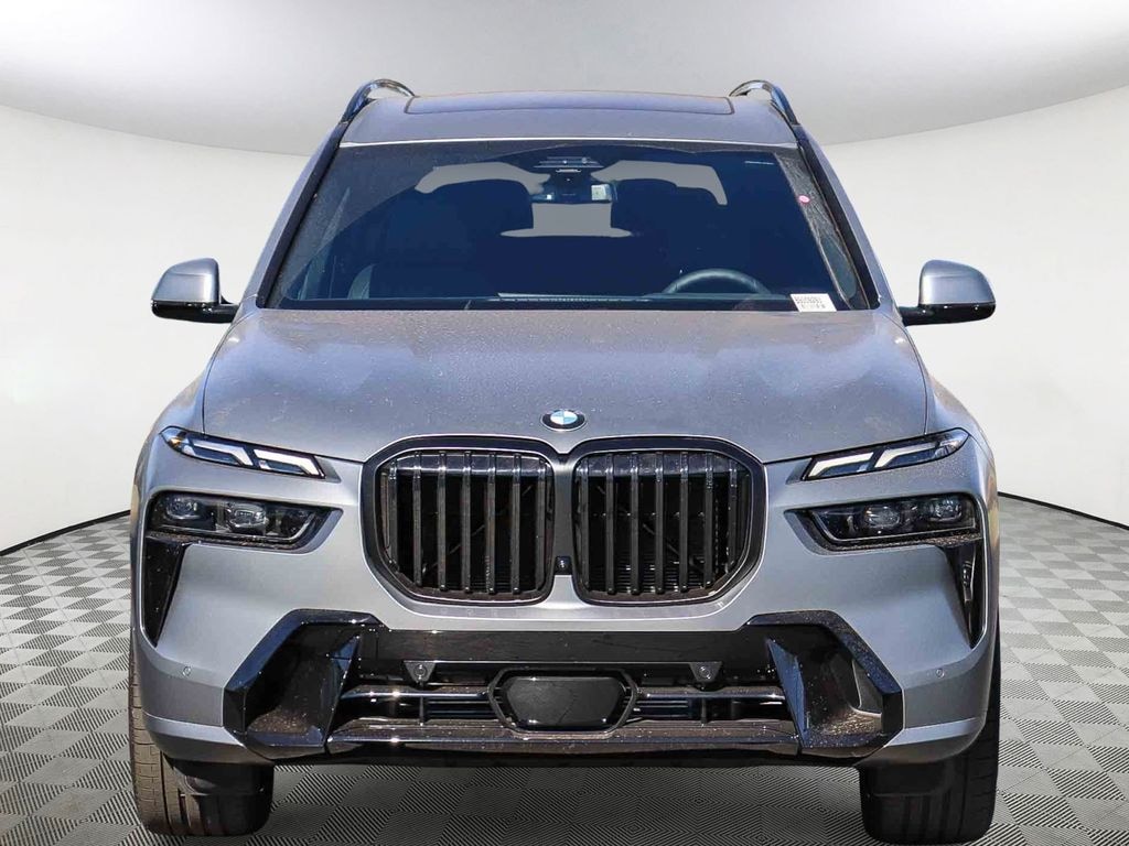 New 2026 BMW X7 xDrive40i SUV