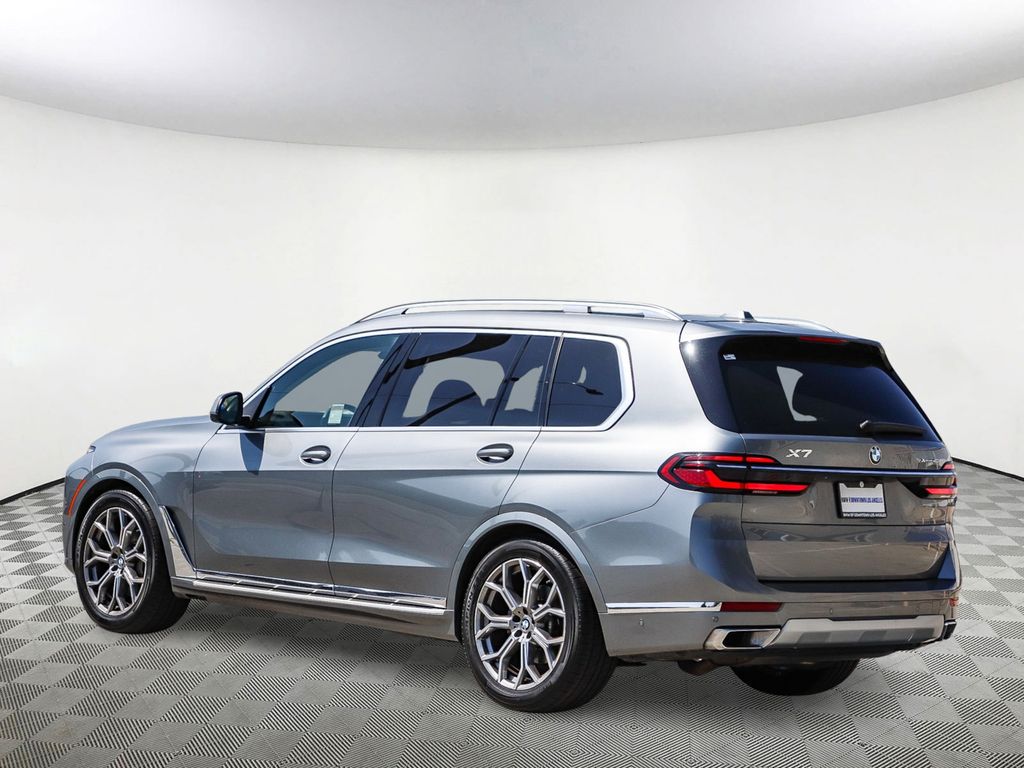 2024 BMW X7 xDrive40i photo 6