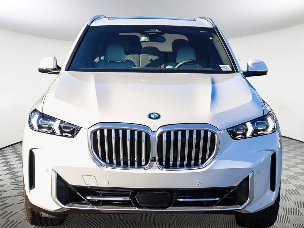 New 2026 BMW X5 sDrive40i SUV