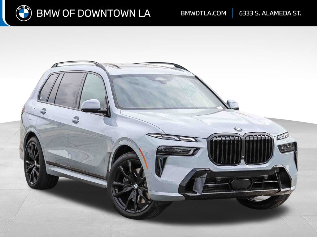 2026 BMW X7 xDrive40i's photo