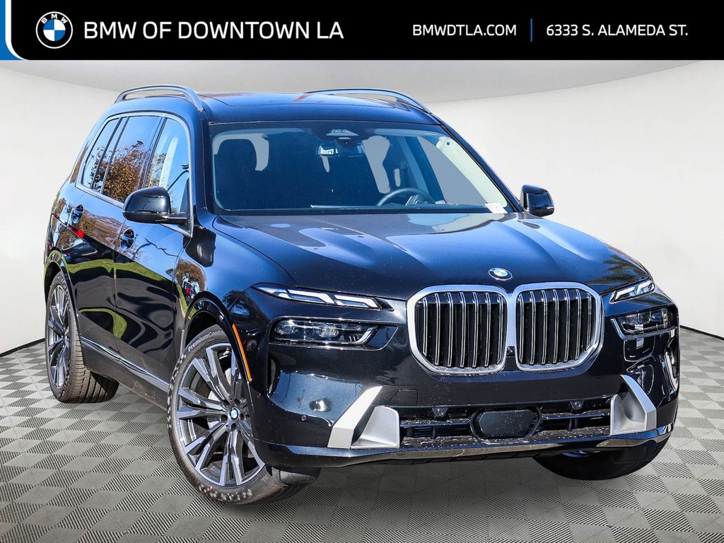 2026 BMW X7 40i's photo