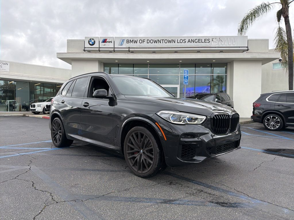 2023 BMW X5 40i's photo