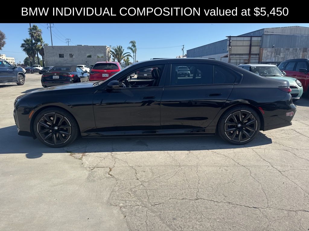 2023 BMW i7 xDrive60 photo 2