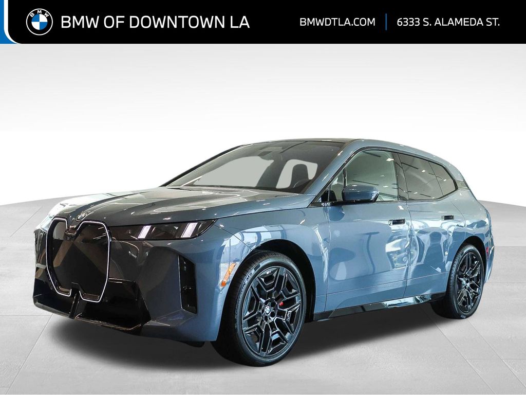 2026 BMW iX xDrive60's photo