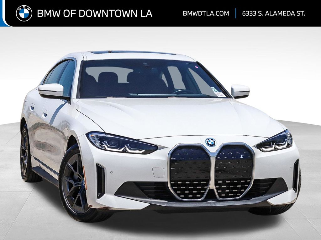 2023 BMW i4 eDrive40's photo