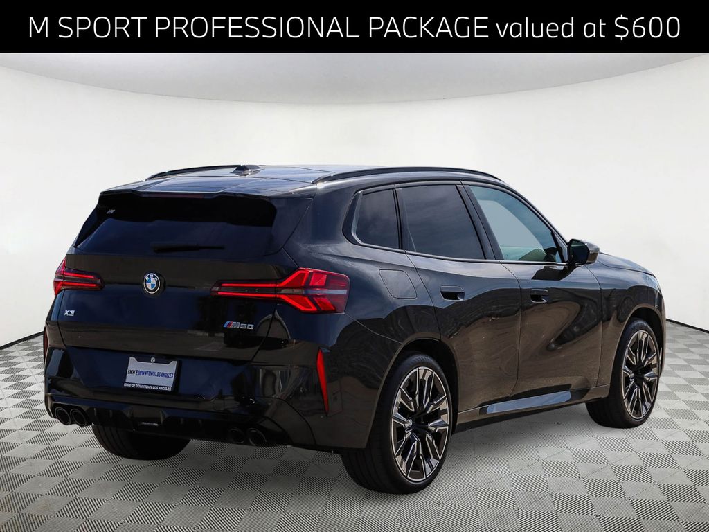 2025 BMW X3 M50 xDrive photo 4