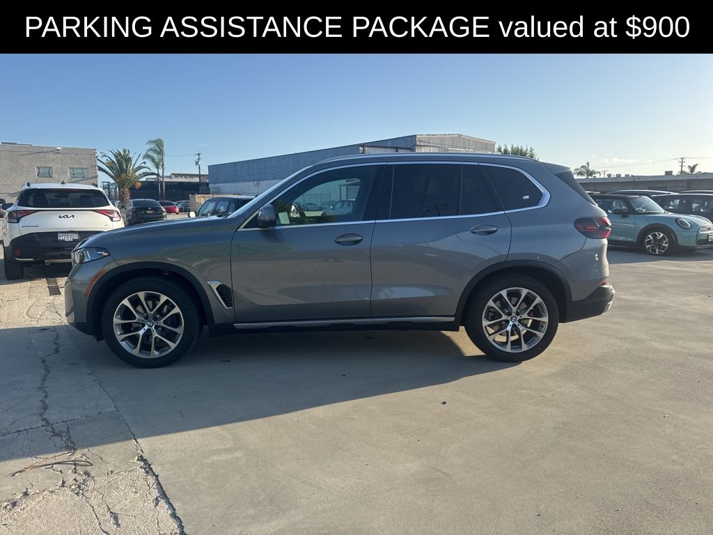 2026 BMW X5 sDrive40i photo 2