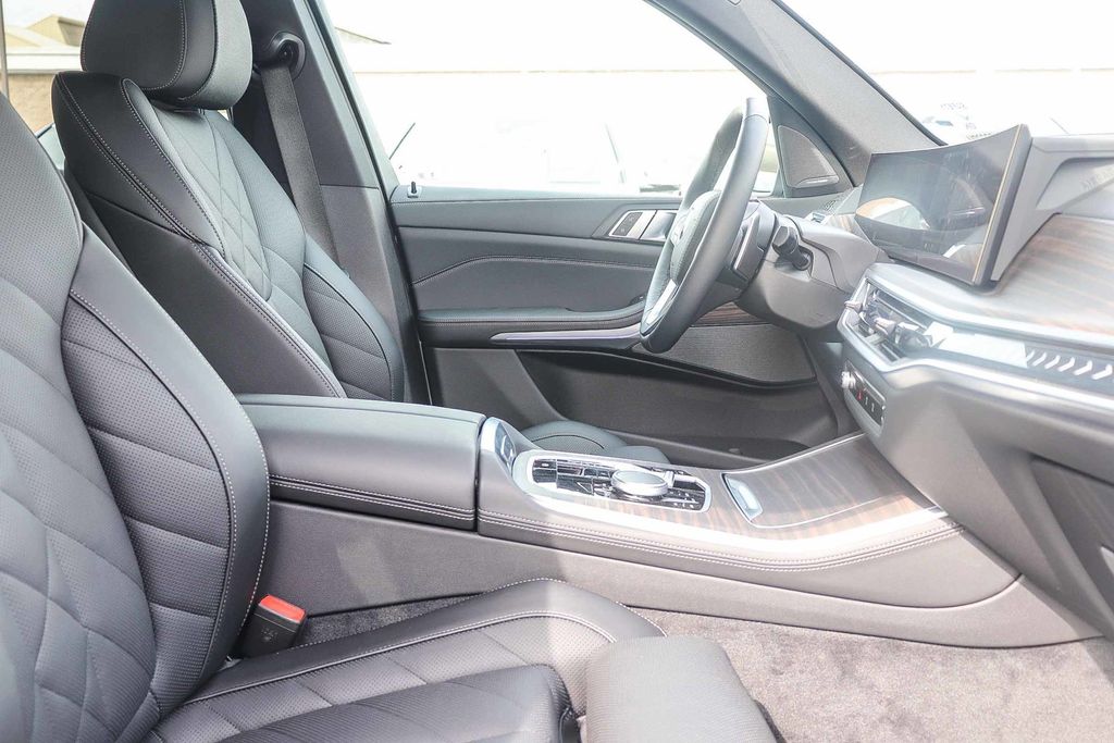 2025 BMW X5 40i - Photo 19