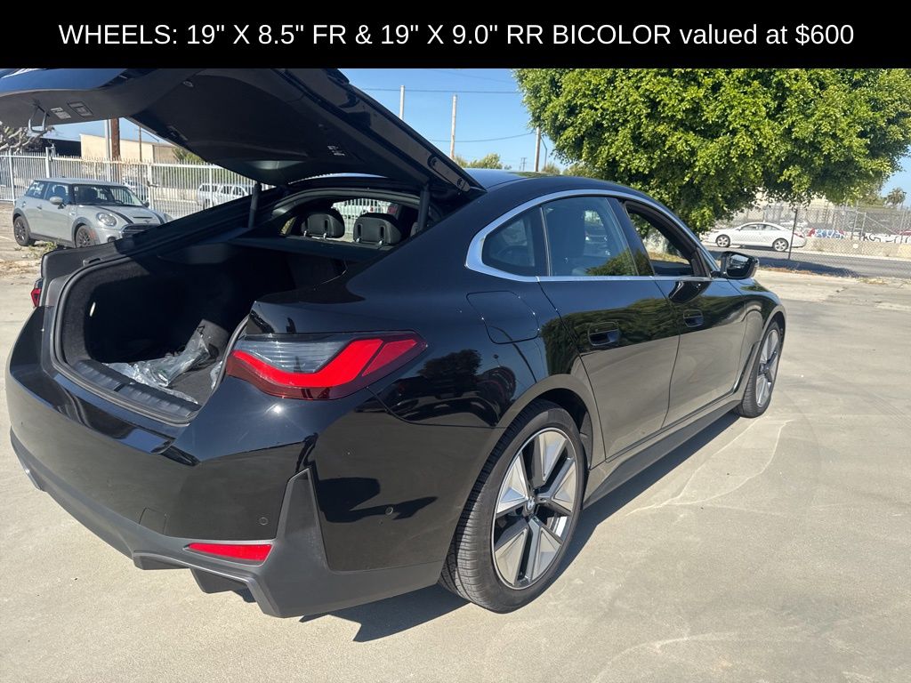 2025 BMW i4 xDrive40 photo 5