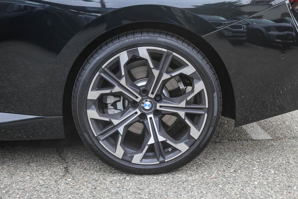 2025 BMW 2 Series 230i - Photo 14
