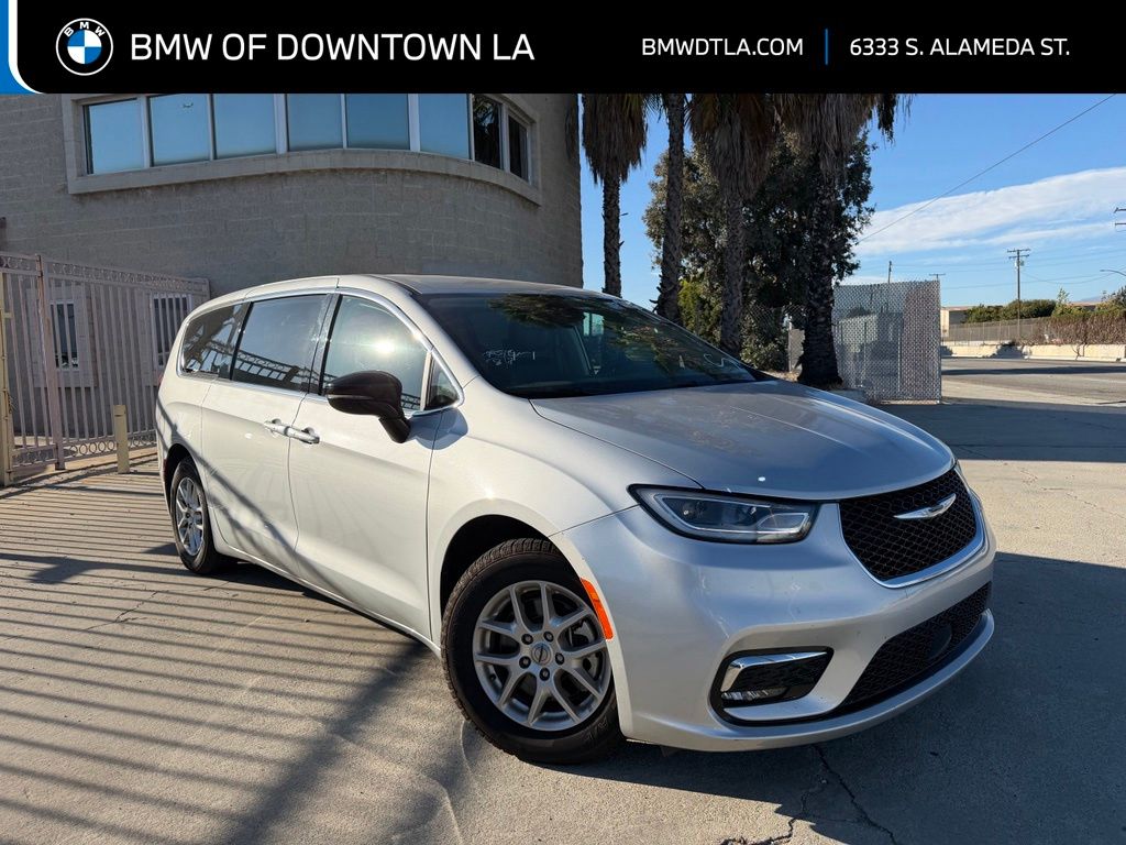 2024 Chrysler Pacifica