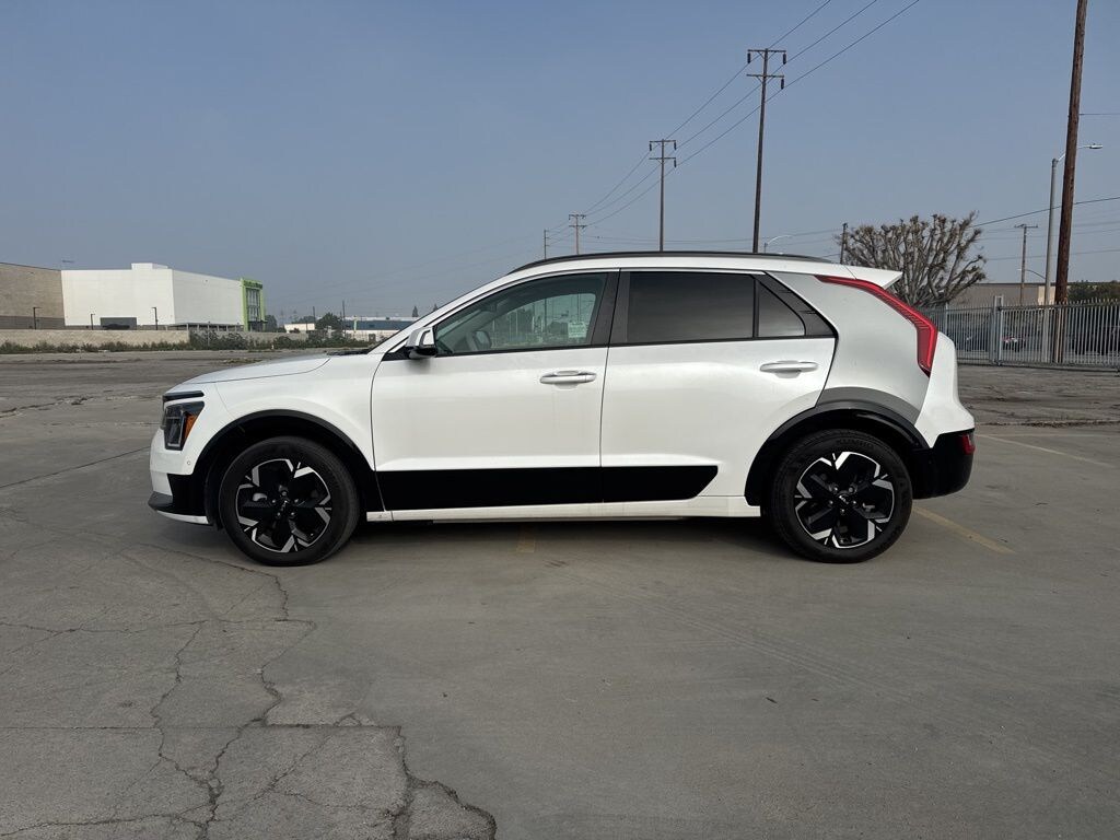Used 2023 Kia Niro EV Wave SUV