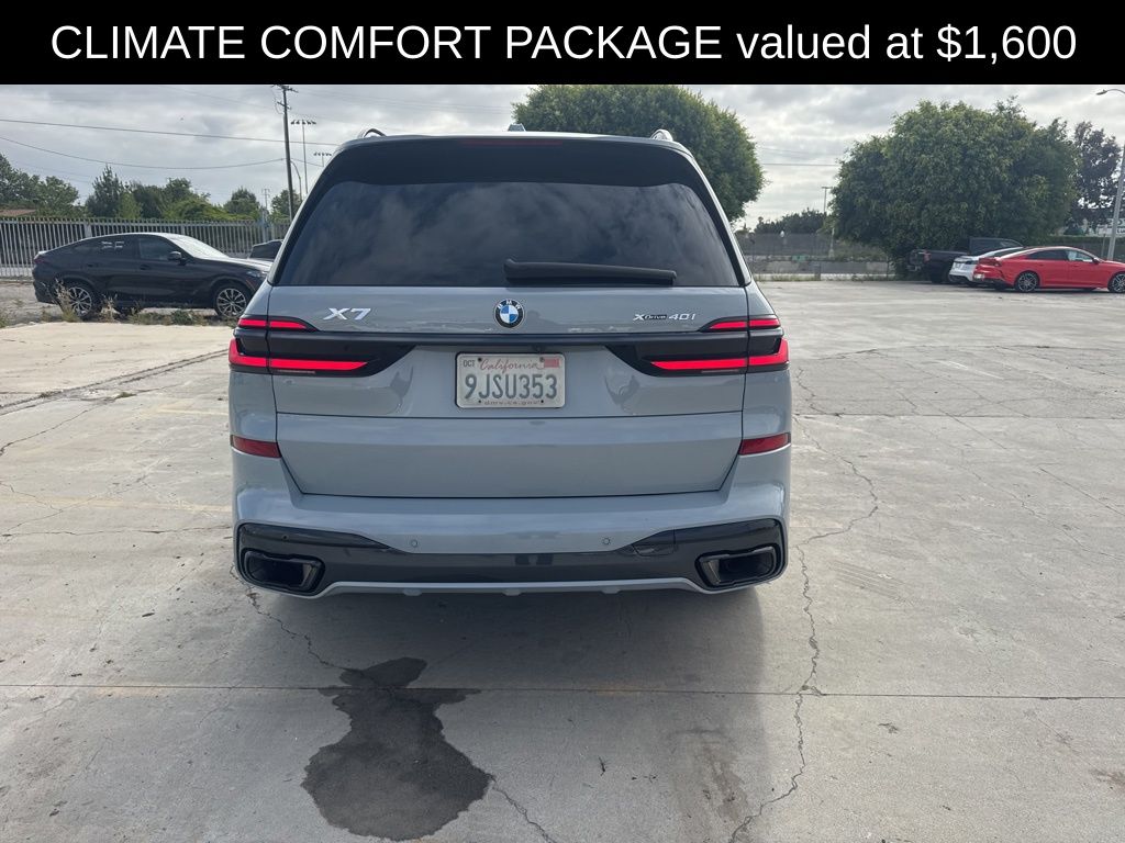 2024 BMW X7 xDrive40i photo 4
