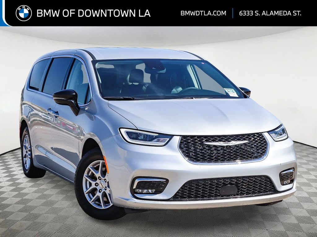 2024 Chrysler Pacifica