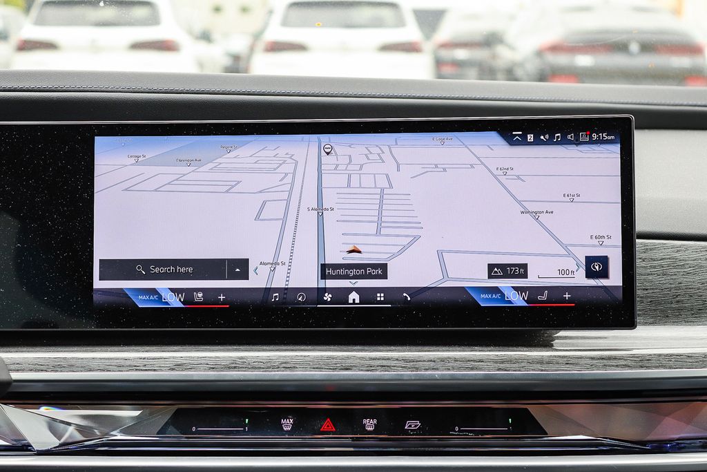 2025 BMW 7 Series 740i - Photo 15