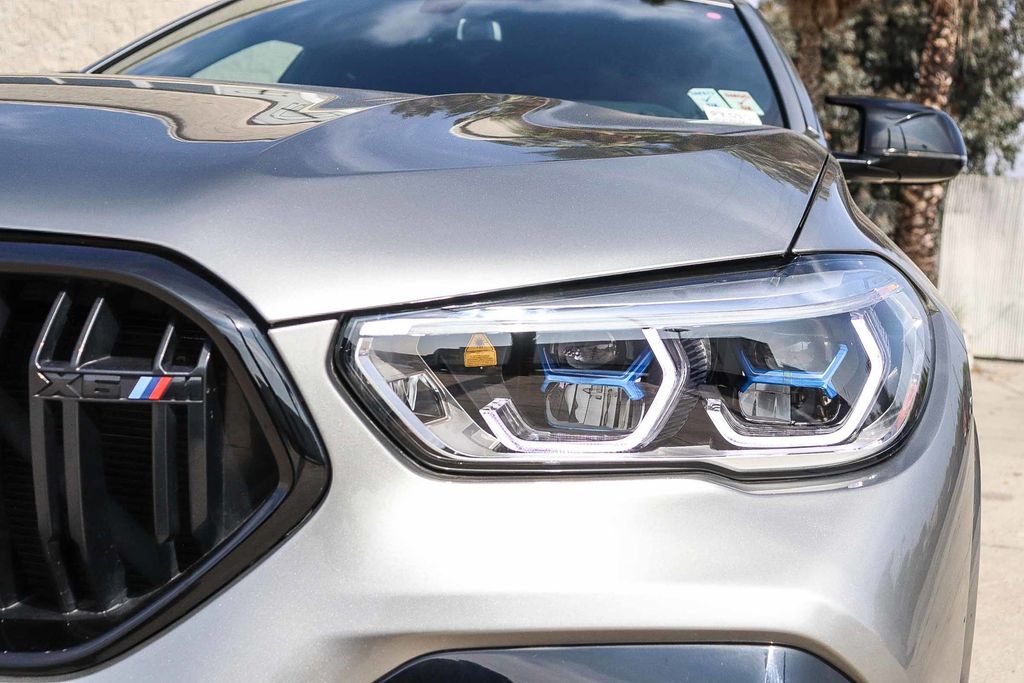 2022 BMW X6 M Base photo 3