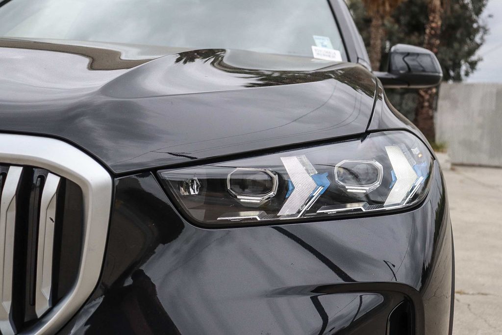 2026 BMW X5 sDrive40i photo 3