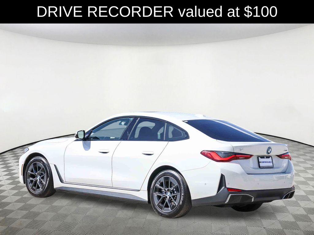 2023 BMW i4 eDrive35 photo 6