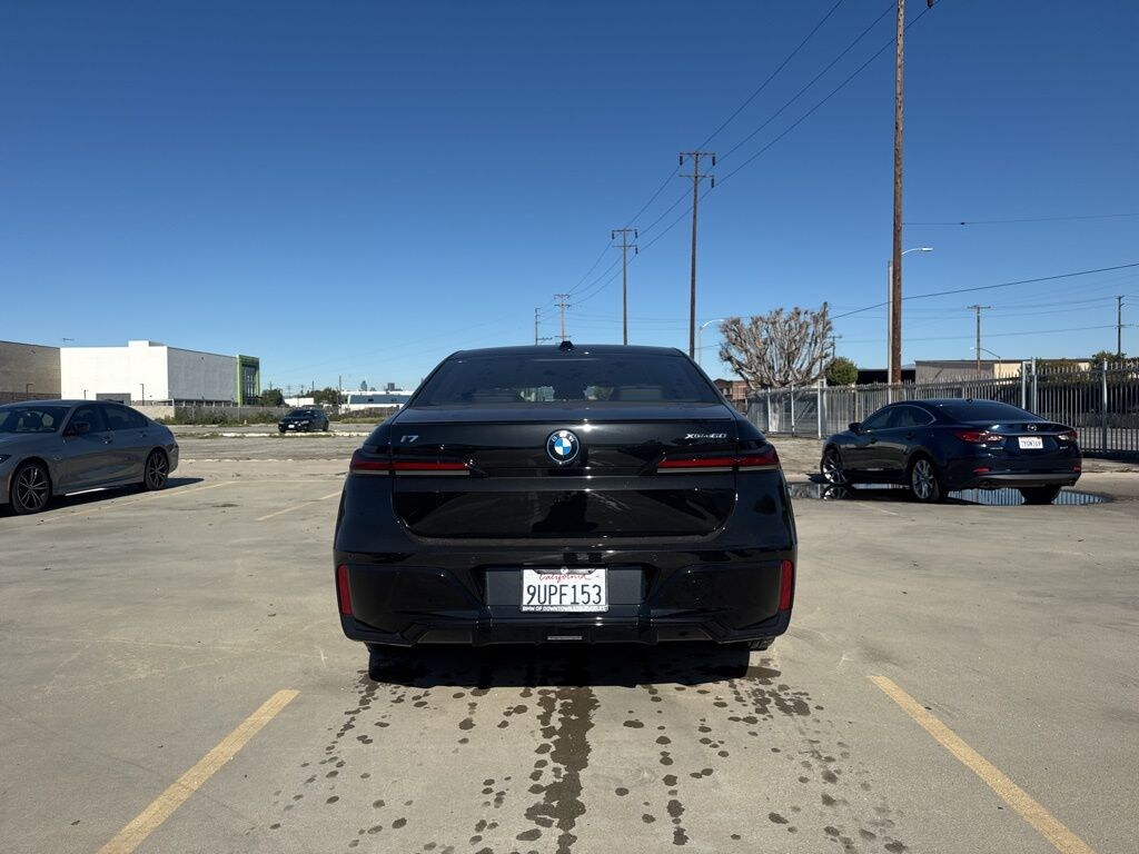 Used 2025 BMW i7 xDrive60 Sedan