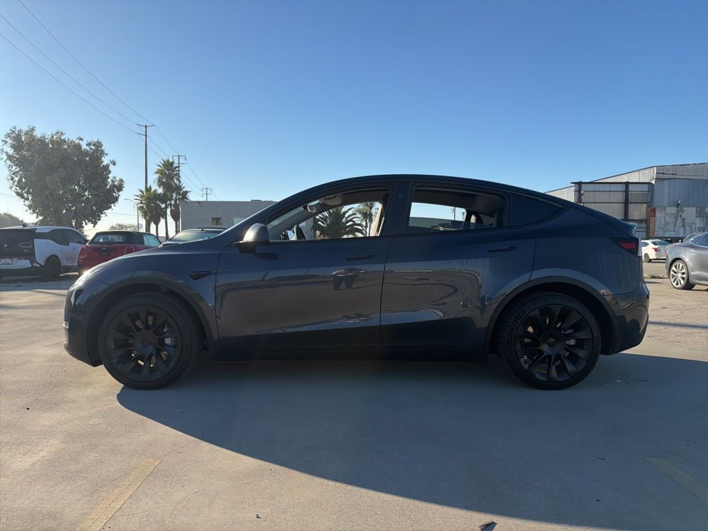 Used 2024 Tesla Model Y Long Range with VIN 7SAYGDEE1RA252834 for sale in Northfield, Minnesota