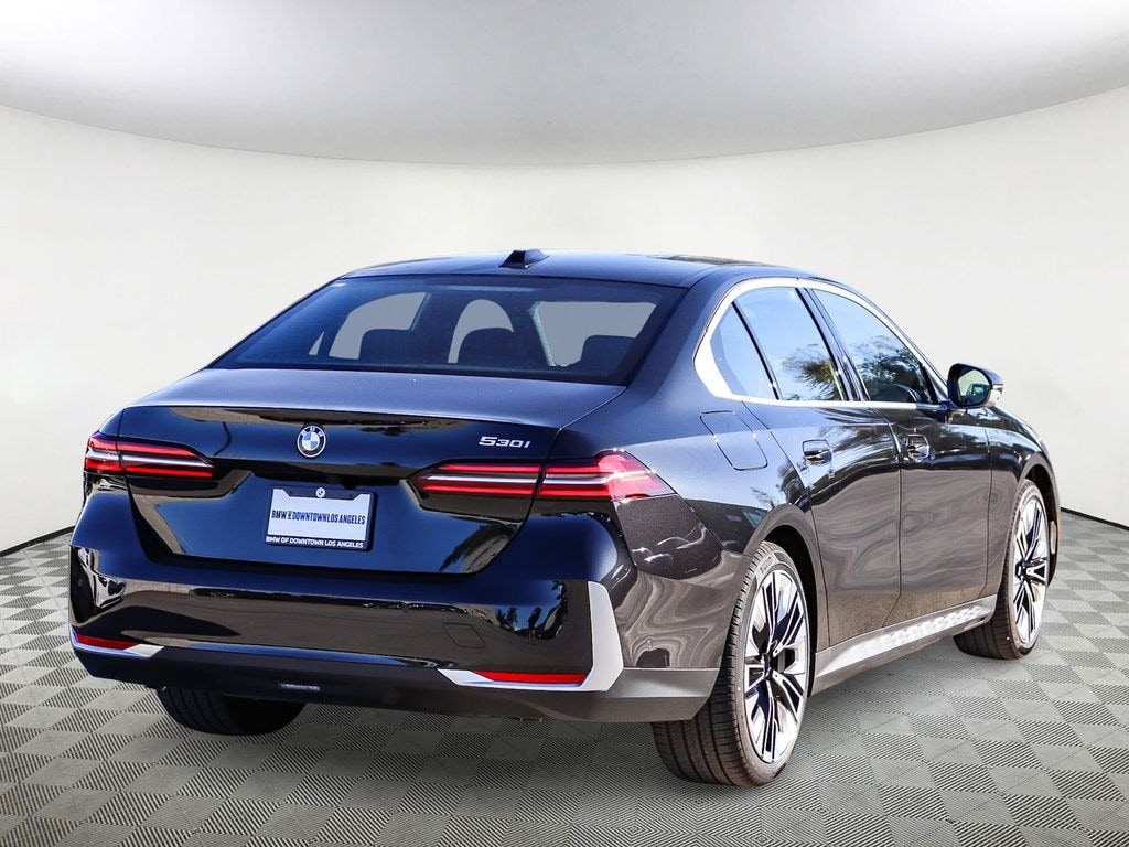New 2026 BMW 5 Series 530i Sedan