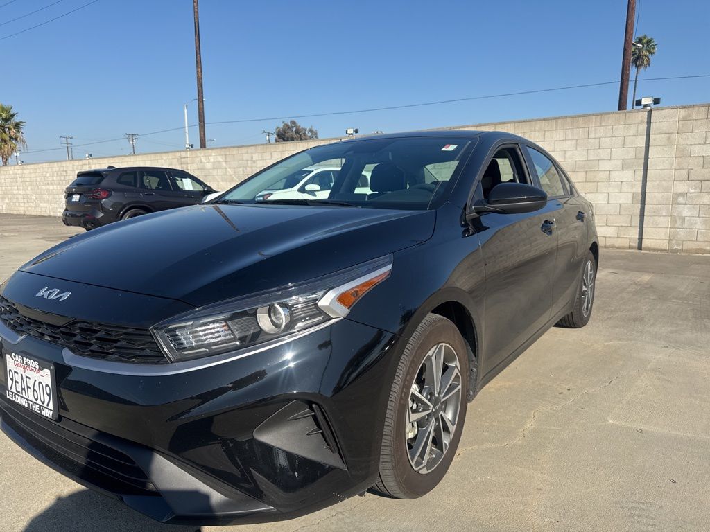 2023 Kia Forte LXS
