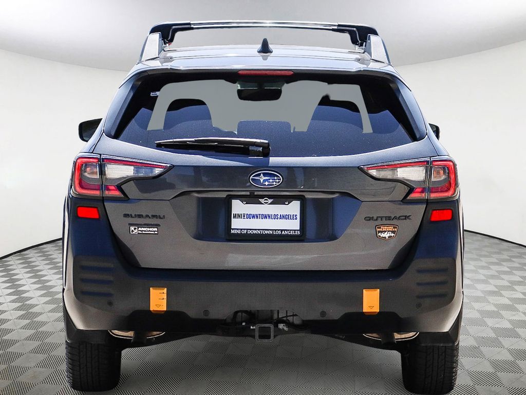 2022 Subaru Outback Wilderness photo 4