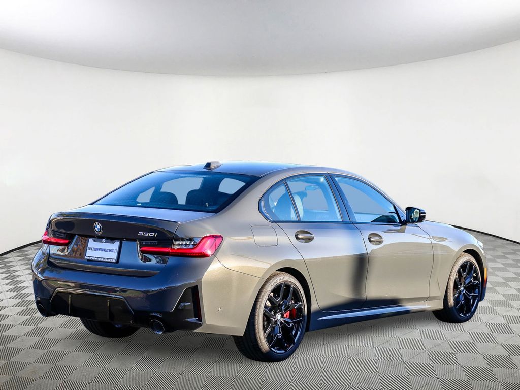 2026 Bmw 330i 3-Series photo 4