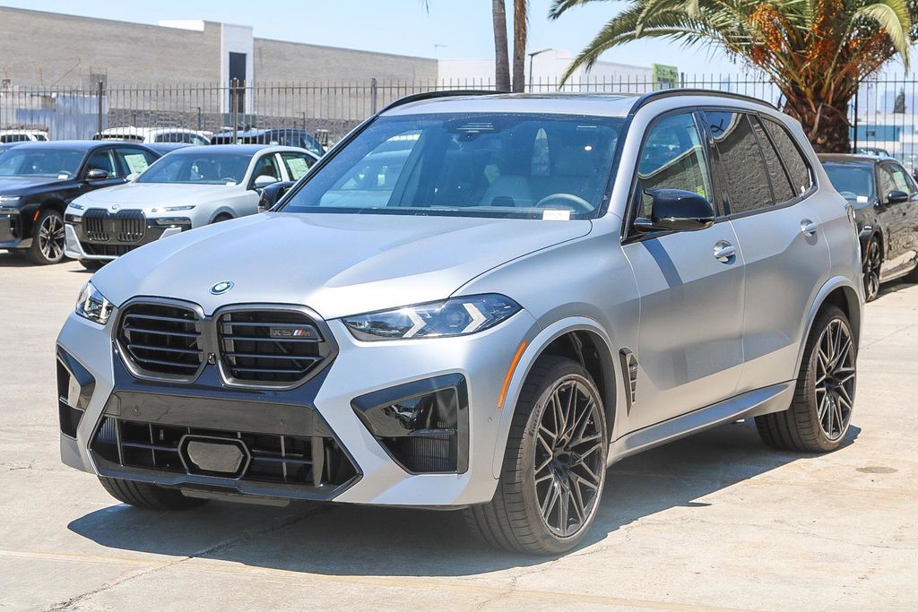 2026 Bmw X5 X5 M Competition photo 3