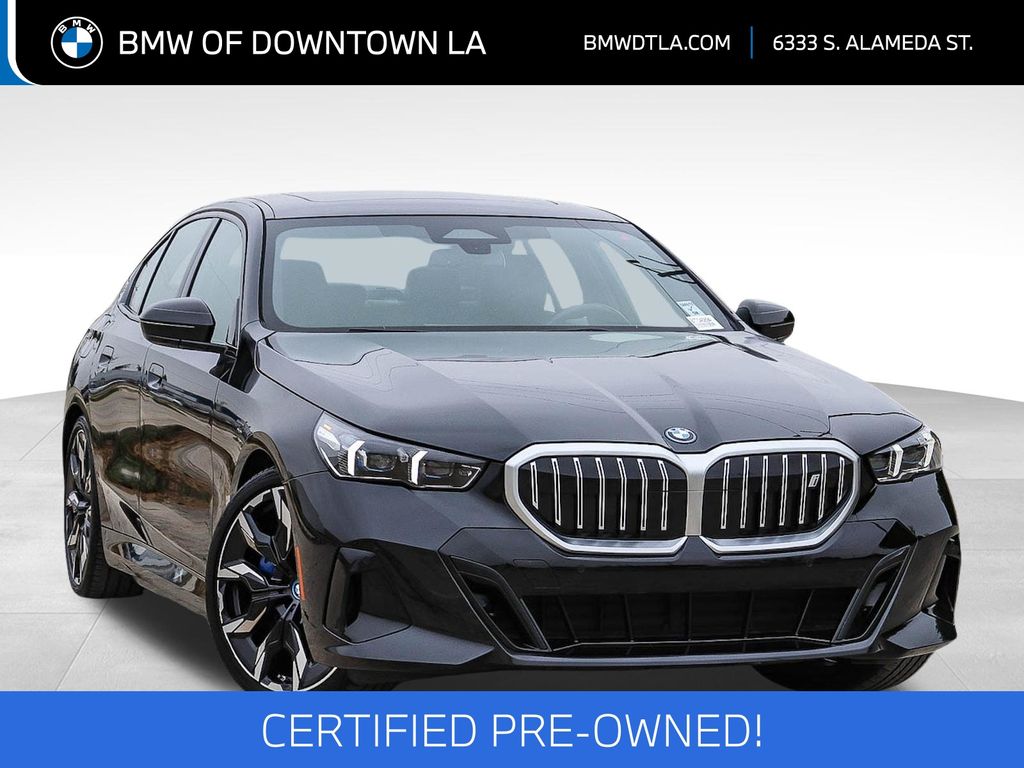 2024 BMW i5 eDrive40's photo