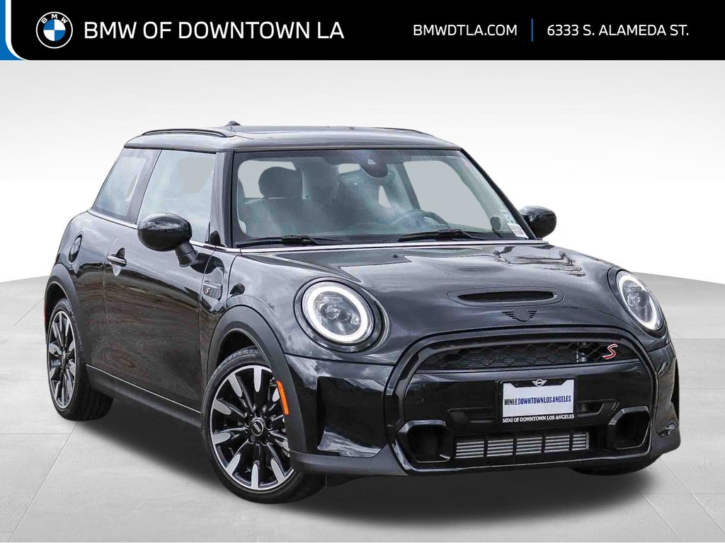2024 MINI Hardtop Cooper S's photo