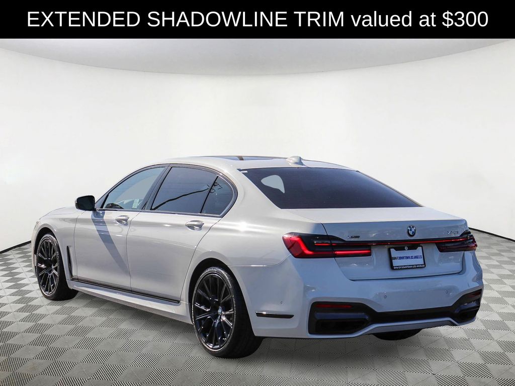2022 BMW 7 Series 750i xDrive photo 3