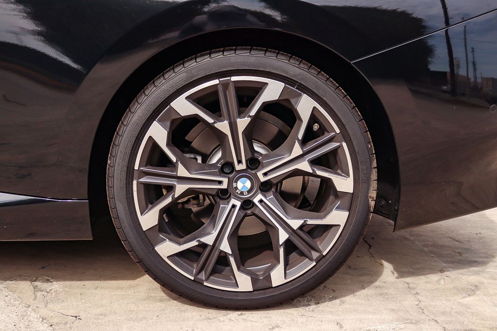 2025 BMW 2 Series 230i - Photo 11
