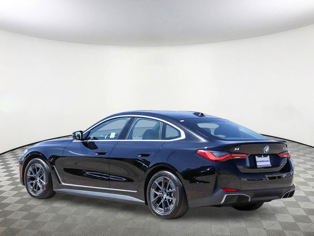 2023 BMW i4 eDrive35 photo 6