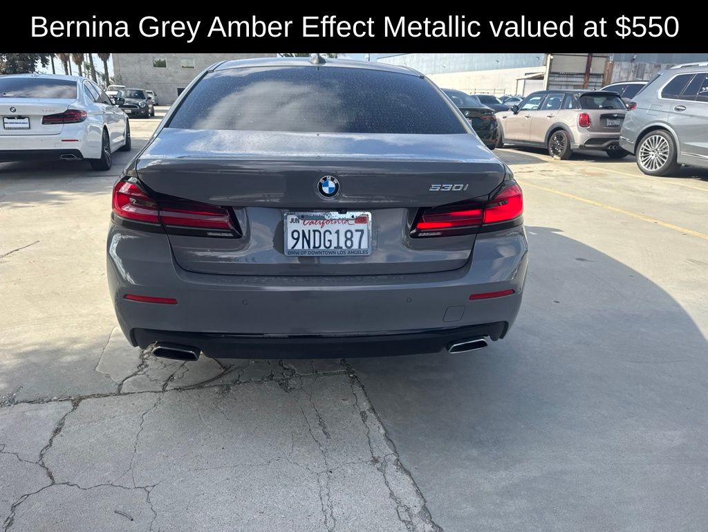 2021 BMW 5 Series 530i photo 4
