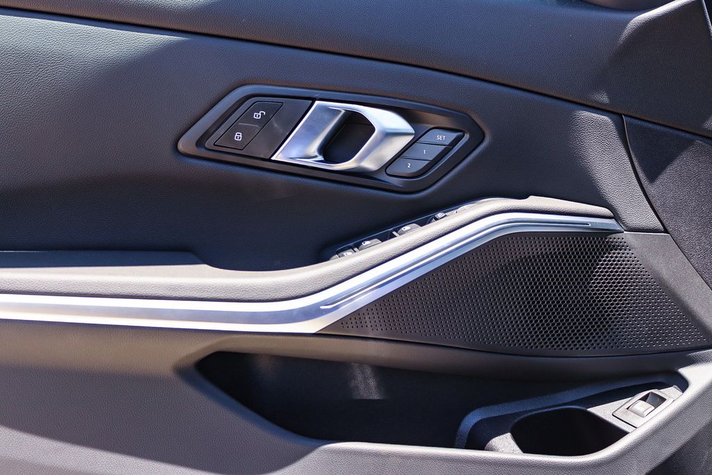2026 BMW 3 Series 330i - Photo 22