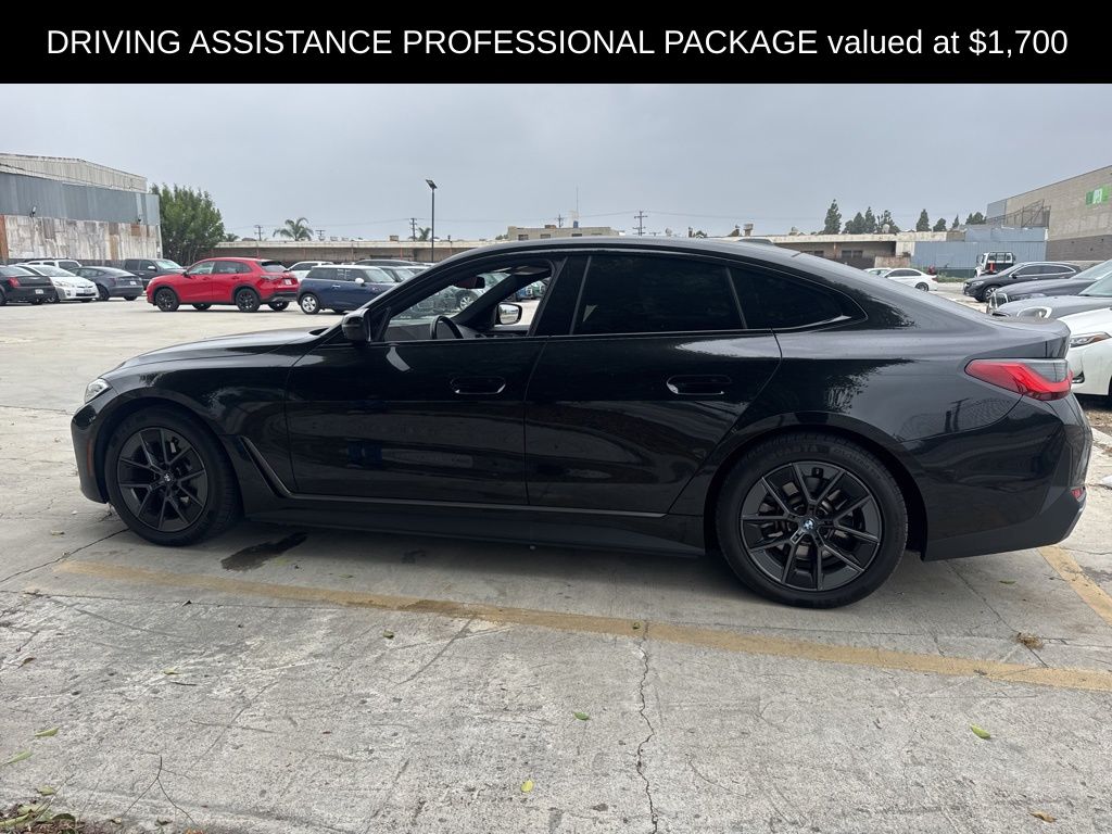 2023 BMW i4 eDrive40 photo 2