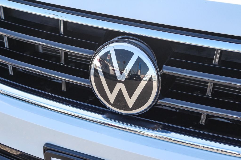 Tiguan SE R-LINE BLACK