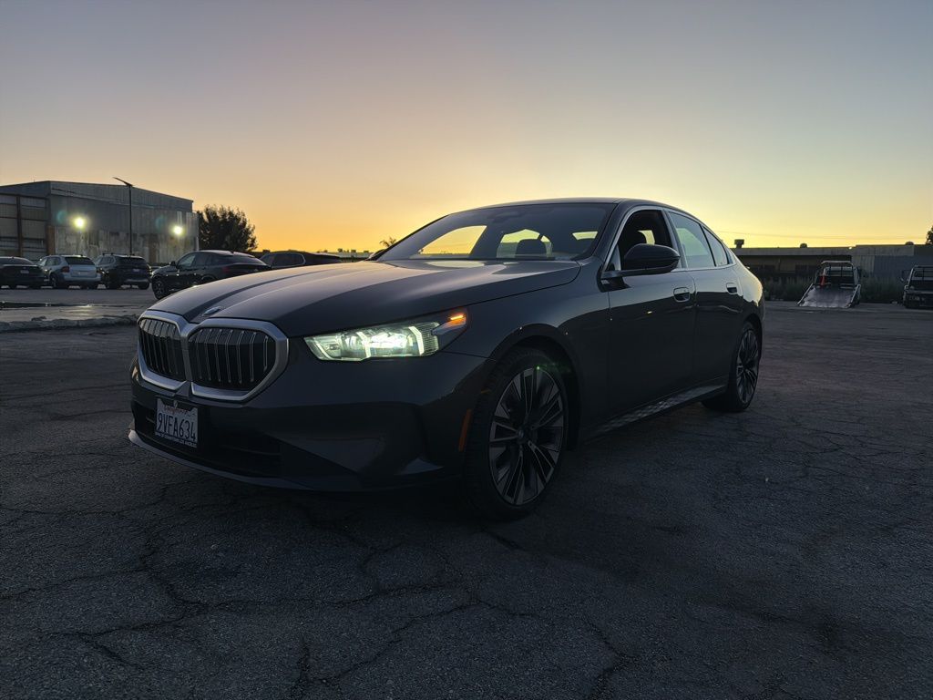 2025 BMW 5 Series 530i's photo