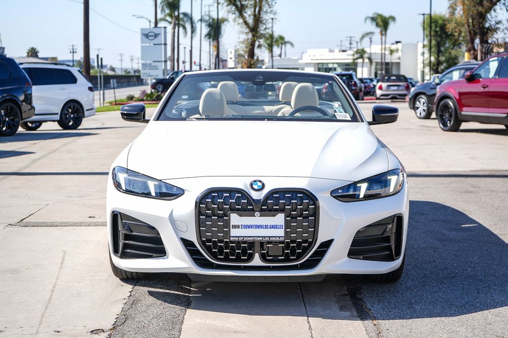 2026 BMW 4 Series photo 18