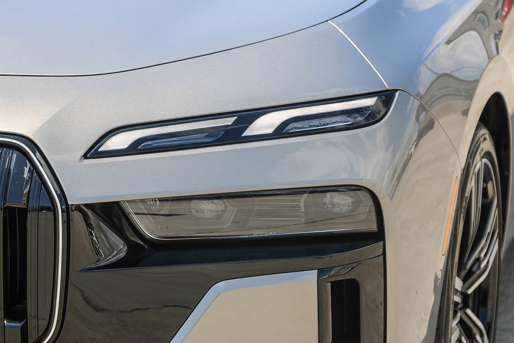 2025 Bmw 760i 760i xDrive photo 4