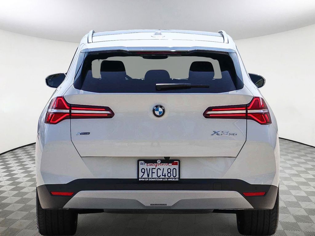2026 BMW X3 30 xDrive photo 4