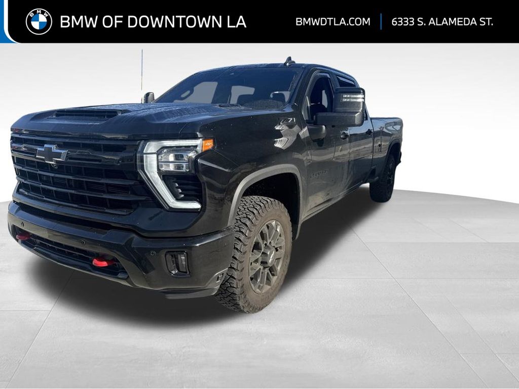 2025 Chevrolet Silverado HD LT 4WD Crew Cab Standard Box's photo