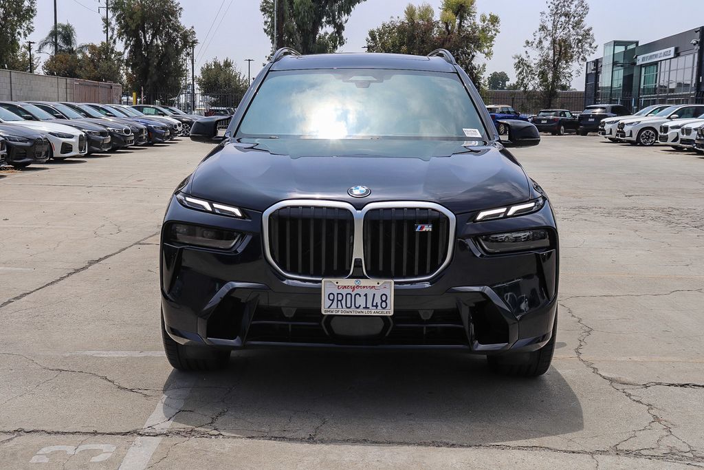 2024 Bmw X7 M60i photo 2